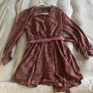 Mauve & Black Snakeprint Dynamite Dress - Size M